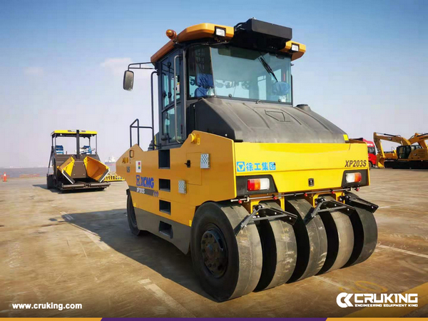 XCMG XP203S Road Roller