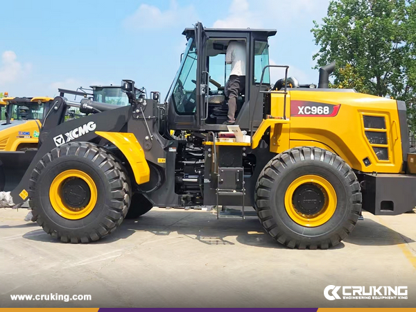 Algeria - 1 Unit XCMG XC968 Wheel Loader & 1 Unit XCMG GR215 Motor Grader & 3 Units XCMG XS183J Road Roller