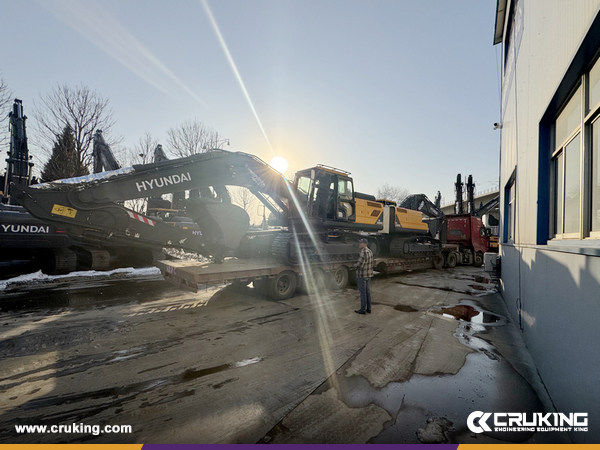 Algeria - 4 Units HYUNDAI HX340HD Crawler Excavator